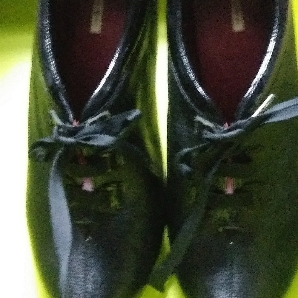 Black short cut heel boots
